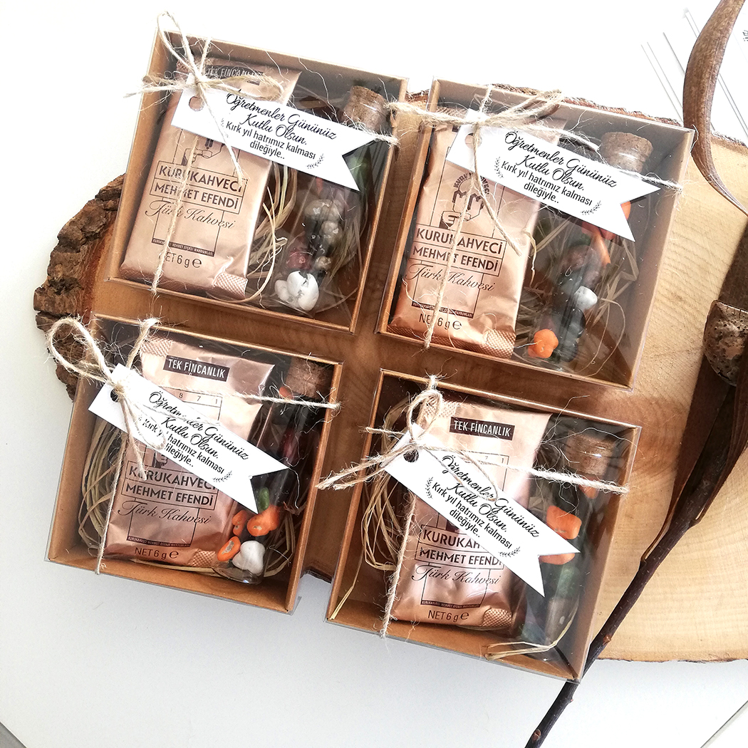 ÖĞRETMENLER GÜNÜ HEDİYESİ KUPA BARDAK ANAHTARLIK ÇİKOLATA KALEM SINIF HEDİYESİ ÖĞRETMEN 24 KASIM