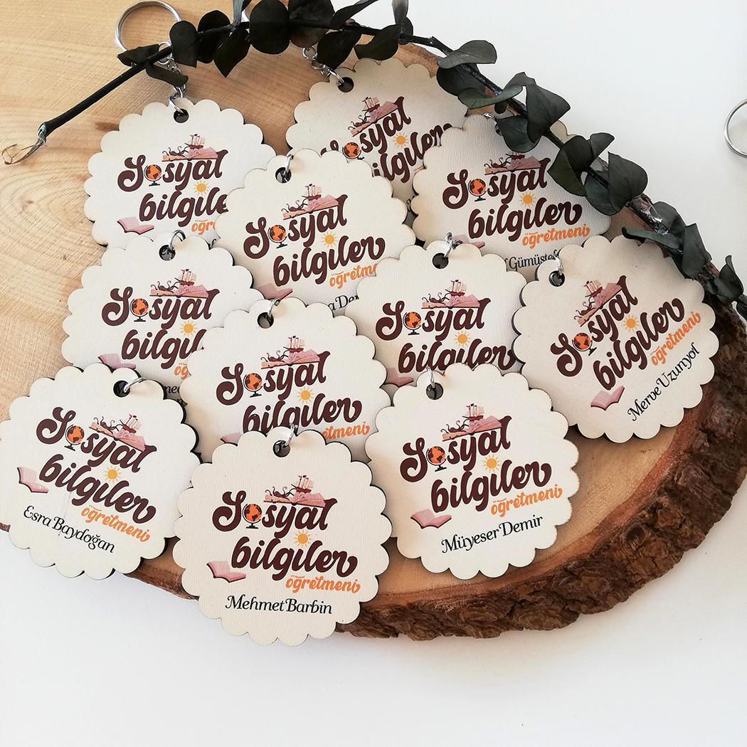 ÖĞRETMENLER GÜNÜ HEDİYESİ KUPA BARDAK ANAHTARLIK ÇİKOLATA KALEM SINIF HEDİYESİ ÖĞRETMEN 24 KASIM