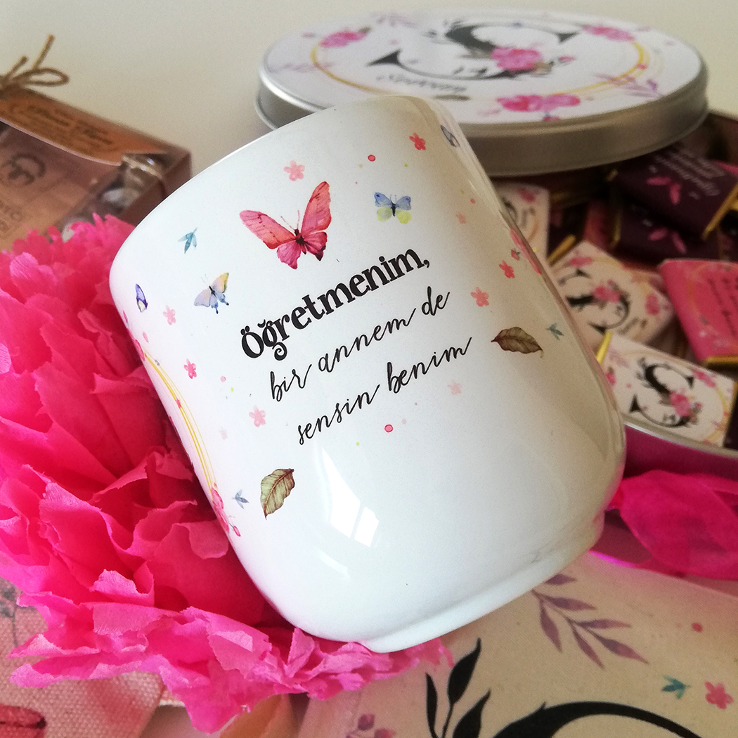 ÖĞRETMENLER GÜNÜ HEDİYESİ KUPA BARDAK ANAHTARLIK ÇİKOLATA KALEM SINIF HEDİYESİ ÖĞRETMEN 24 KASIM