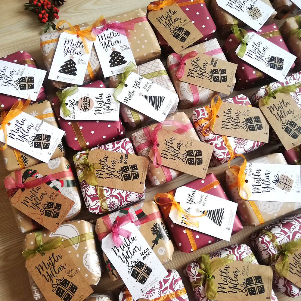 YENİ YIL HEDİYESİ CHRISTMAS GIFT YILBAŞI HEDİYE PROMOSYON BARDAK ÇİKOLATA KAHVE SÜS ÇAM AĞACI TOHUMLU KALEM